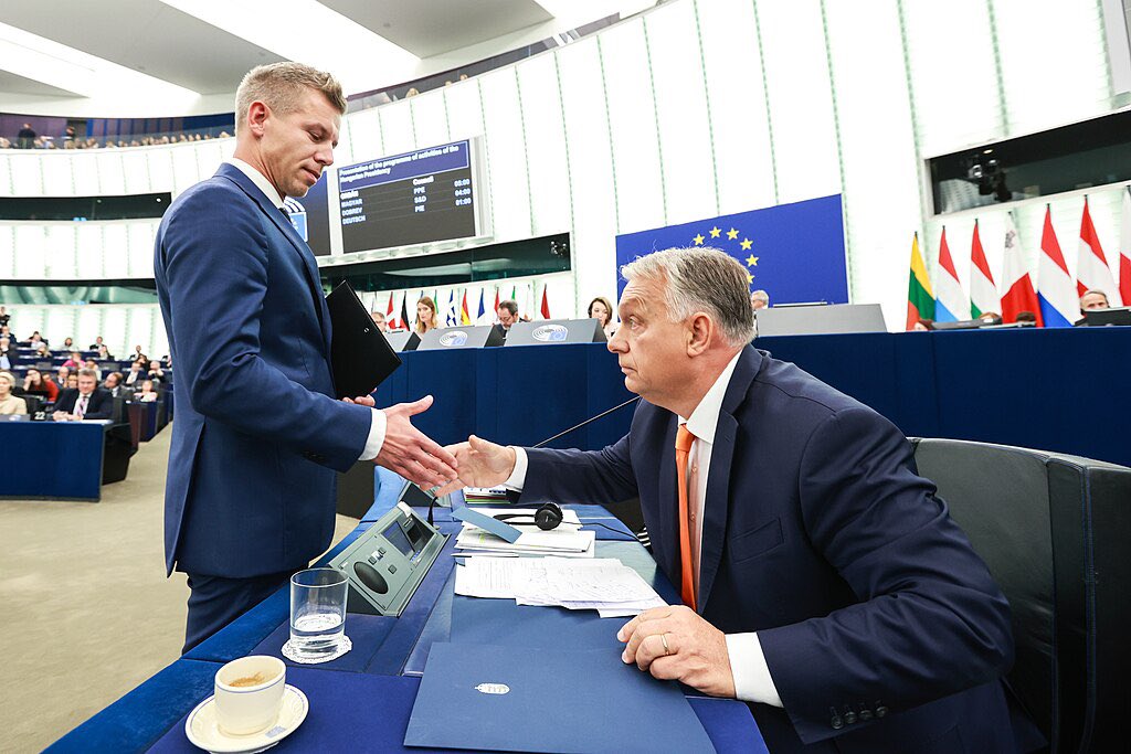 Péter Magyar’s opposition TISZA party leads Orbán’s Fidesz-KDNP 51–36 — a 15-point gap. Poll by Medián, Hungary’s most trusted pollster, for HVG