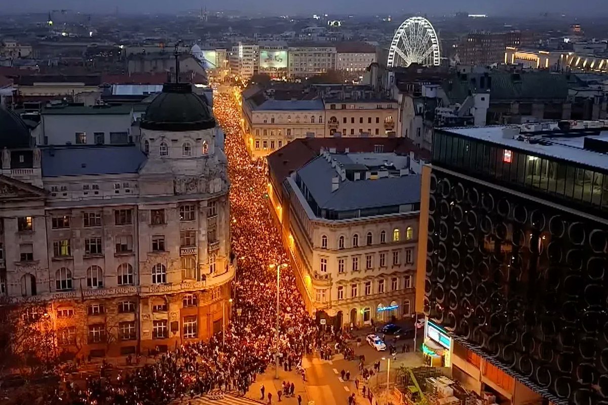 Tens of thousands are marching from downtown Budapest across the Chain Bridge and tunnel up to Buda Castle, where Viktor Orbán’s office is. Opposition leader Péter Magyar called the march to protest child abuse by Hungarian authorities—and the government’s inaction